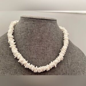 Puka shell Necklace  Choker Hawaiian Puca Chip White Necklace New